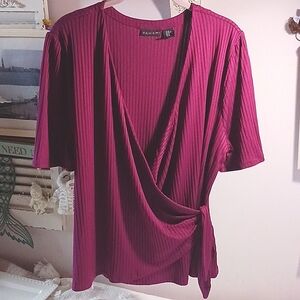 *New* TAHARI  Ribbed Wrap Style Top.  XL 👑🍇⚜️🍇